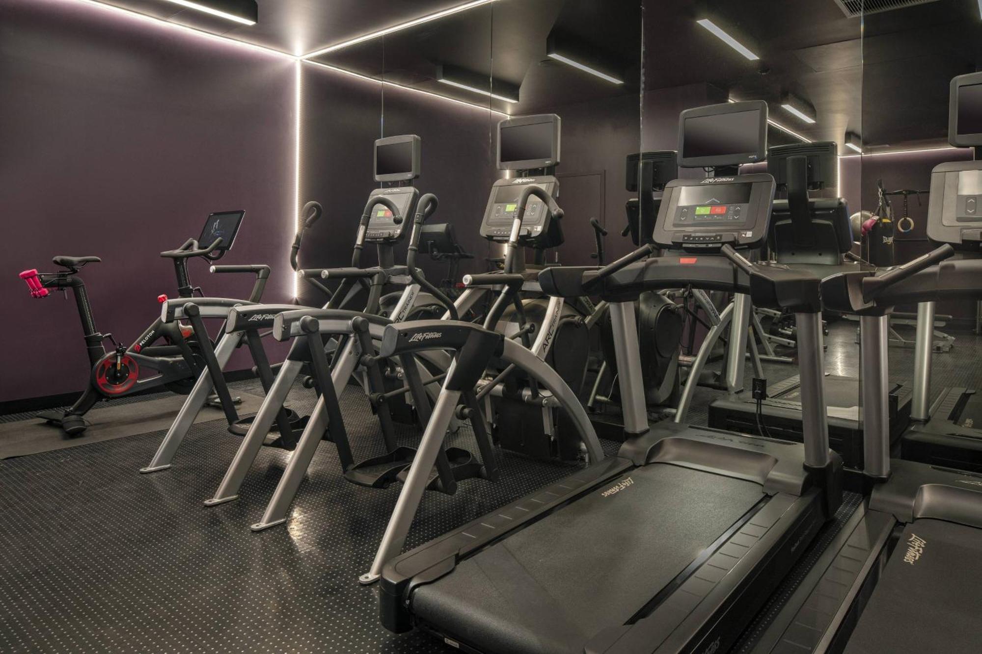 Готель Moxy Oakland Uptown Екстер'єр фото